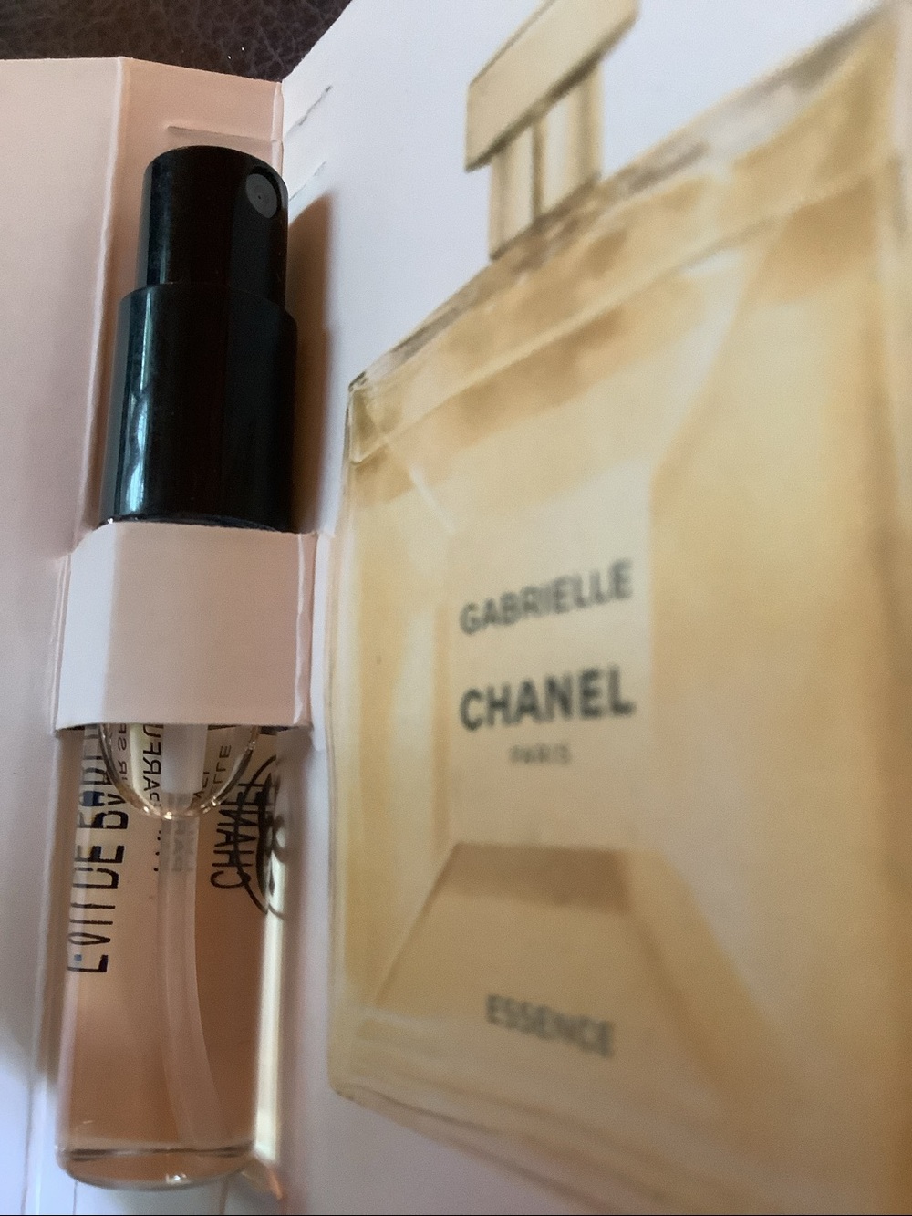 CHANEL Gabrielle Essence Card sample perfume